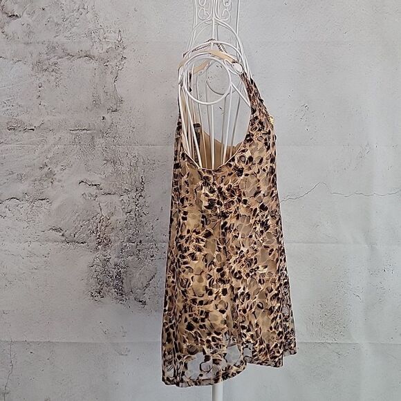 Love J Leopard Print Sleevelesd Women's Top Size M  NWT - Picture 5 of 10
